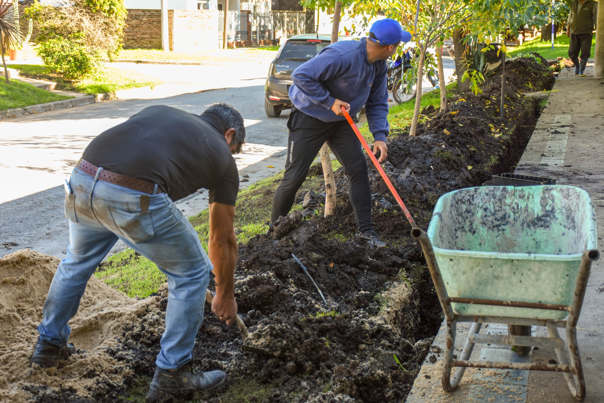 Ramírez: recambio de cañería y reposición de material
