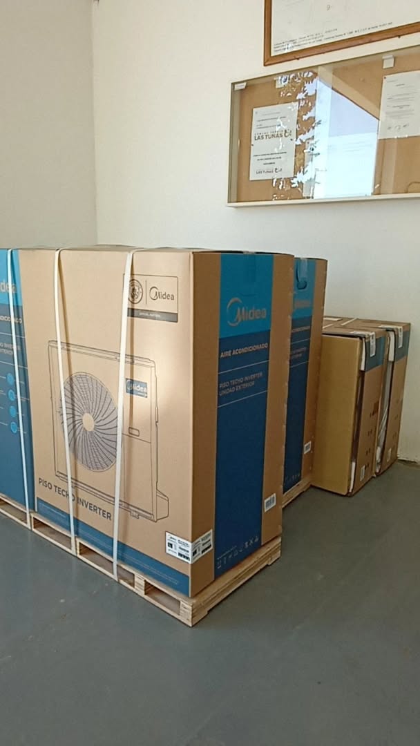 Aires acondicionados para el Salón Comunal de Las Tunas