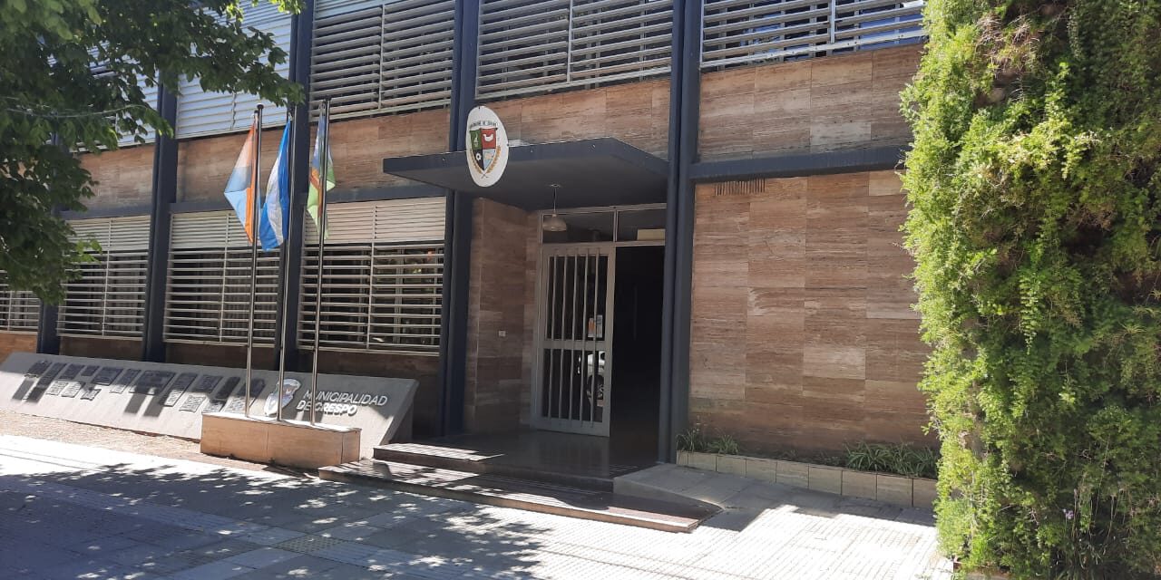 Convocatoria pública para el uso de espacio en los carteles nomencladores de calles en Crespo
