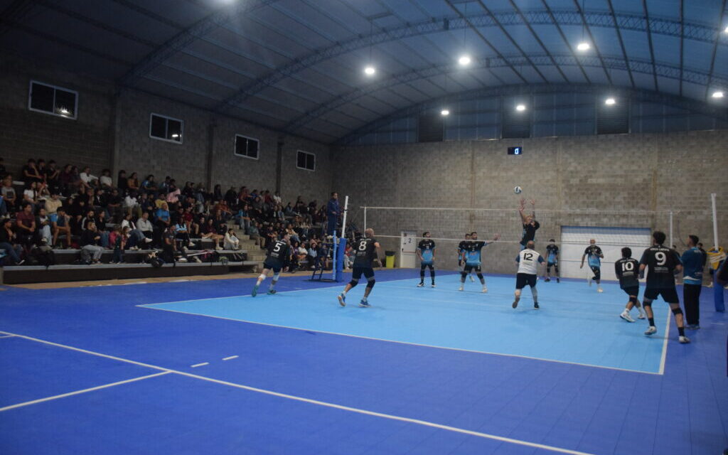 Este sábado se inaugura en Crespo el estadio 'Arena Celeste'