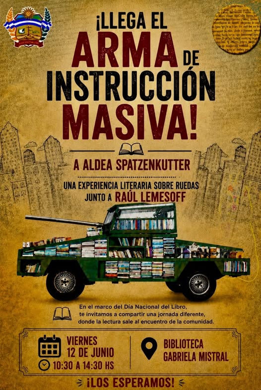 Un tanque lleno de libros en Aldea Spatzenkutter