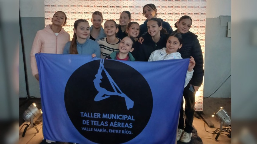 El Taller Municipal de Telas Aéreas representó a Valle María en el Festival Regional de Acrobacias Aéreas