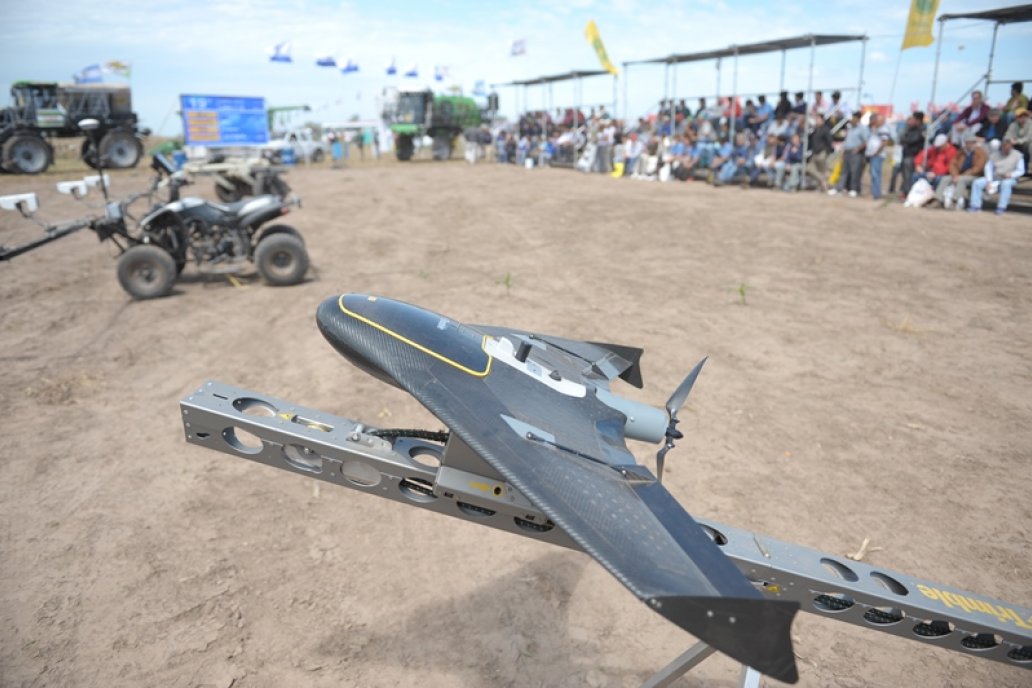 Los drones aplicadores amplían las posibilidades de manejo en los cultivos