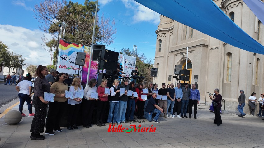 En Valle María entregaron certificados del curso “Sabores del Volga: Rescatando la Gastronomía Alemana Tradicional”