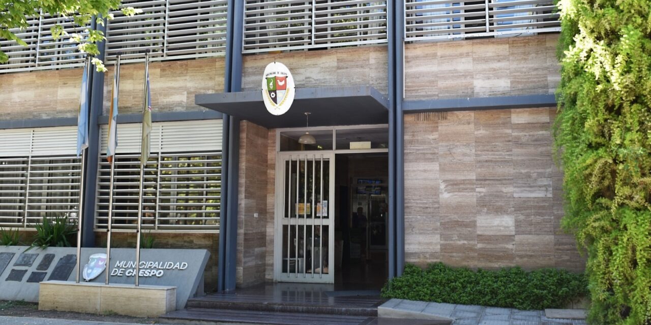 Acto oficial y funcionamiento del Municipio de Crespo el 17 de agosto