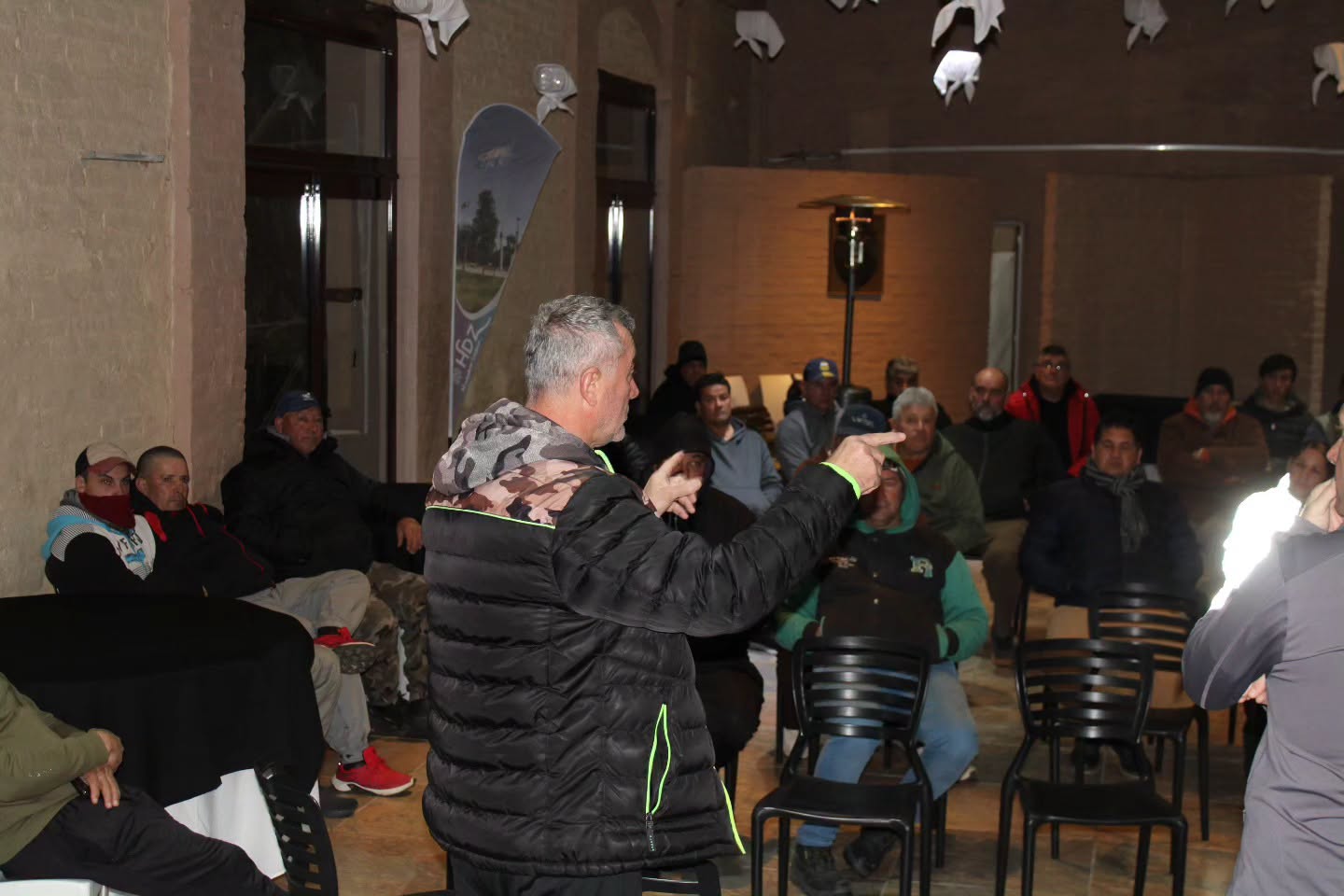 Última reunión organizativa del rally en Hernández