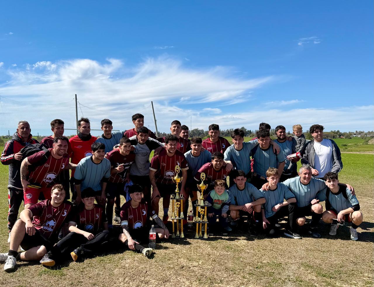 Sindicato de la Carne Crespo organizó torneo de fútbol para trabajadores del sector