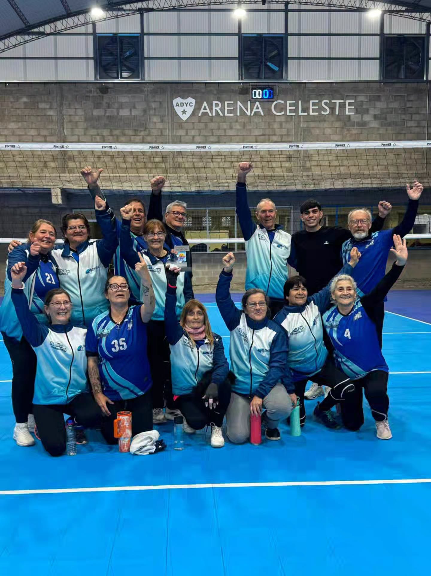 Newcom: Torneo aniversario de Crisol