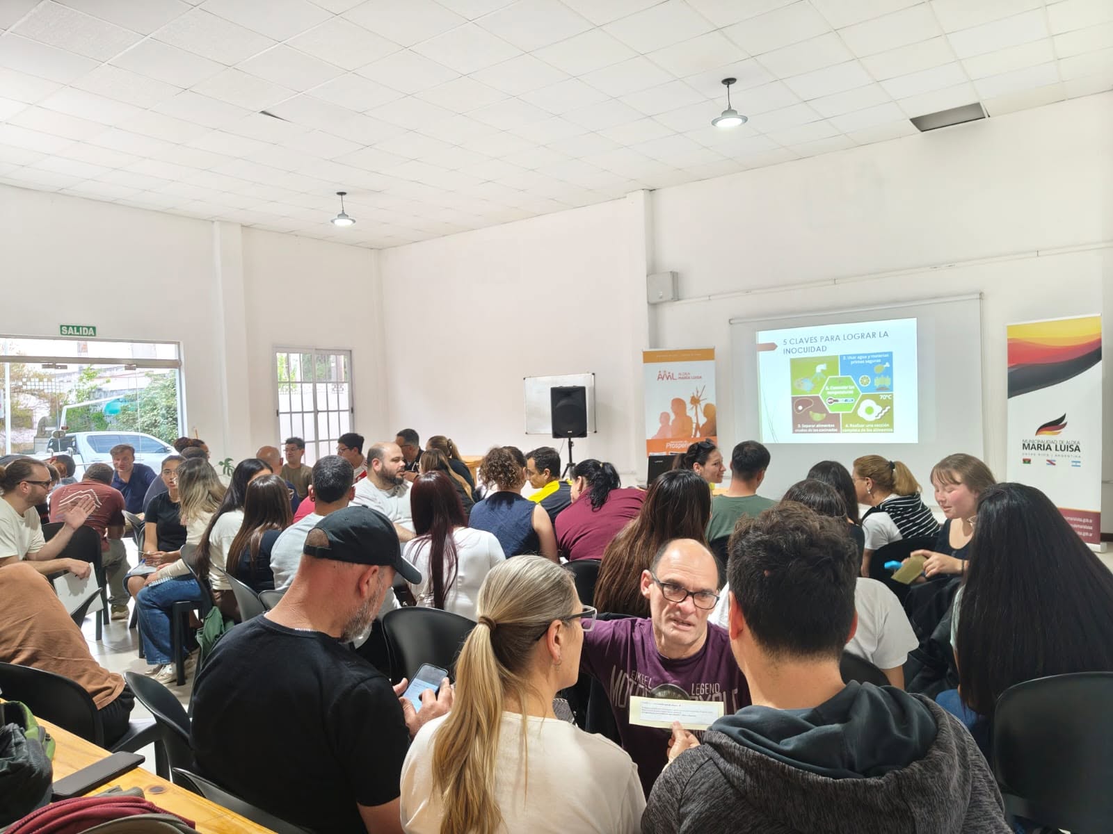María Luisa: jornada de capacitación para obtener el carnet de manipulador de alimentos