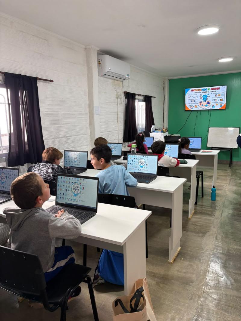 Comenzó el taller Tecnomente en Punto Digital de Racedo