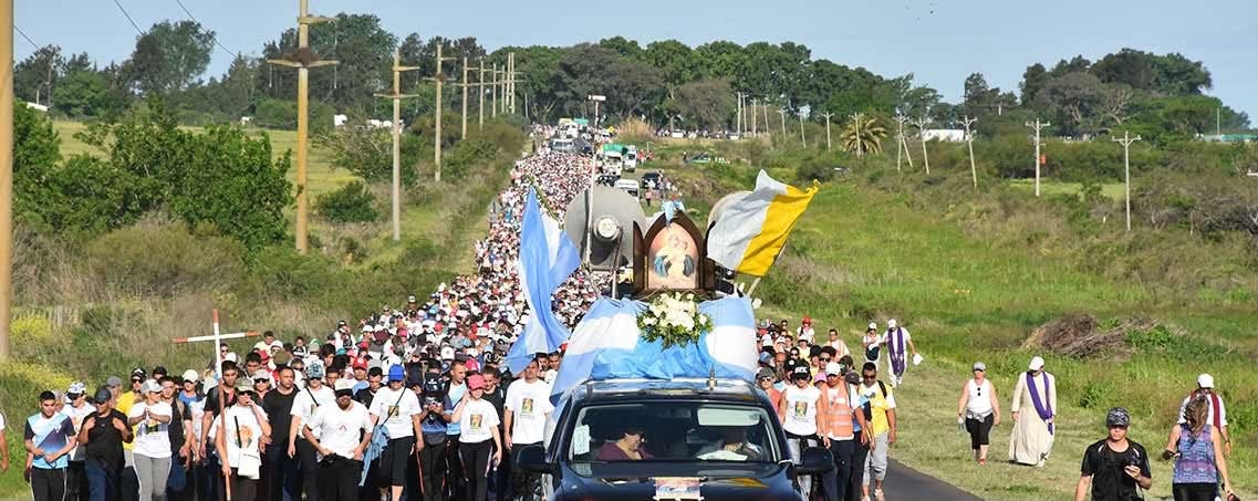Hasenkamp se une en la 44° Peregrinación de los pueblos