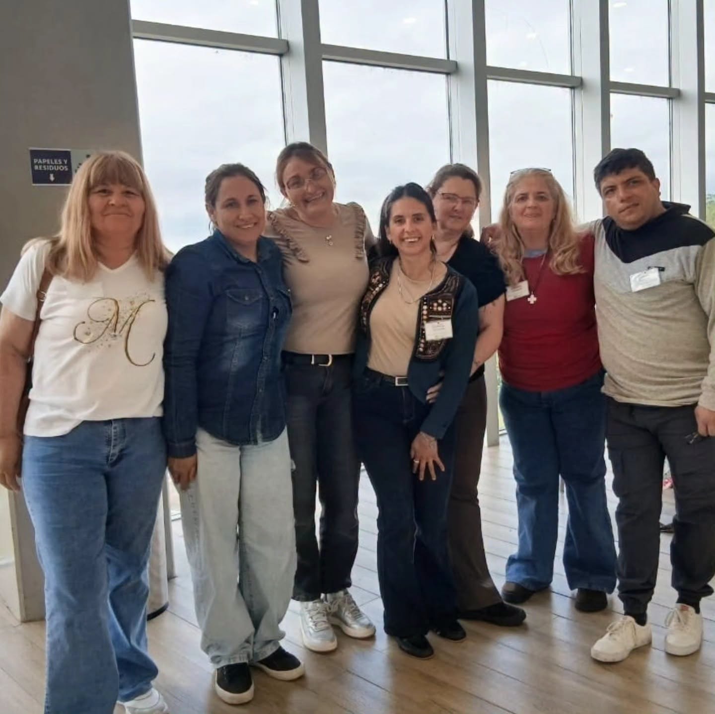 Capacitación y formación para el cuidado de personas mayores en Hernández